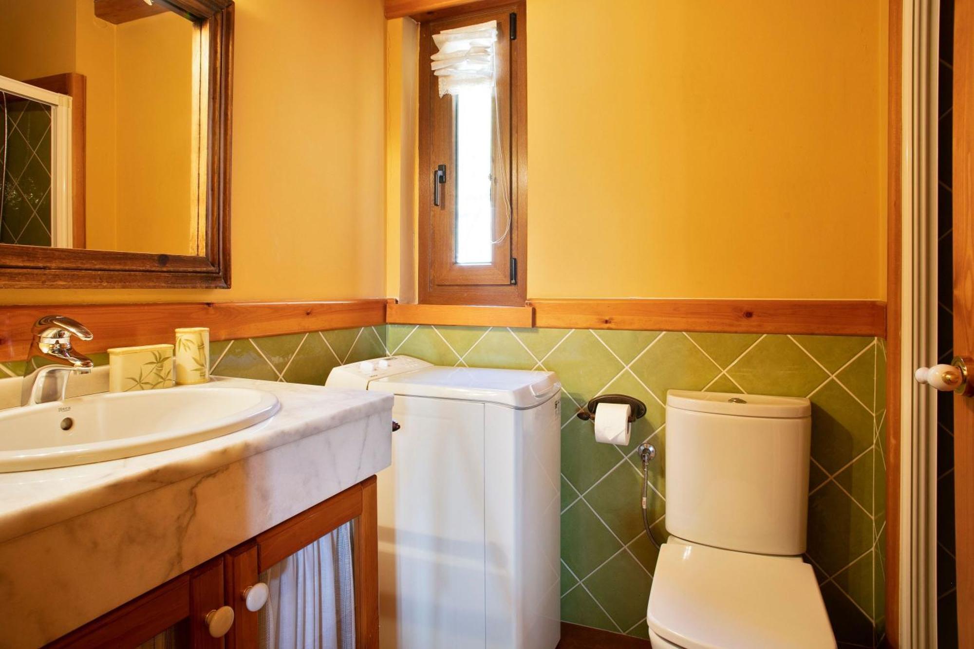 Luderna - Apartamento Dera Pincèla Vielha Esterno foto